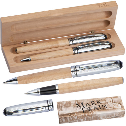 Mark Twain writing set Bandung 1