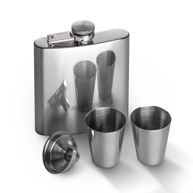 Hip flask with 2 shot glasses Sandviken