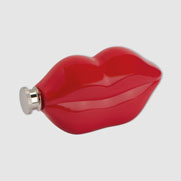 Lip shaped hip flask Maracana